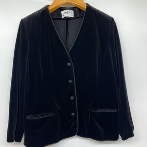 VTG Vintage ACT III Black Velvet Piped Hem Jacket Large/XL Velour Union Made